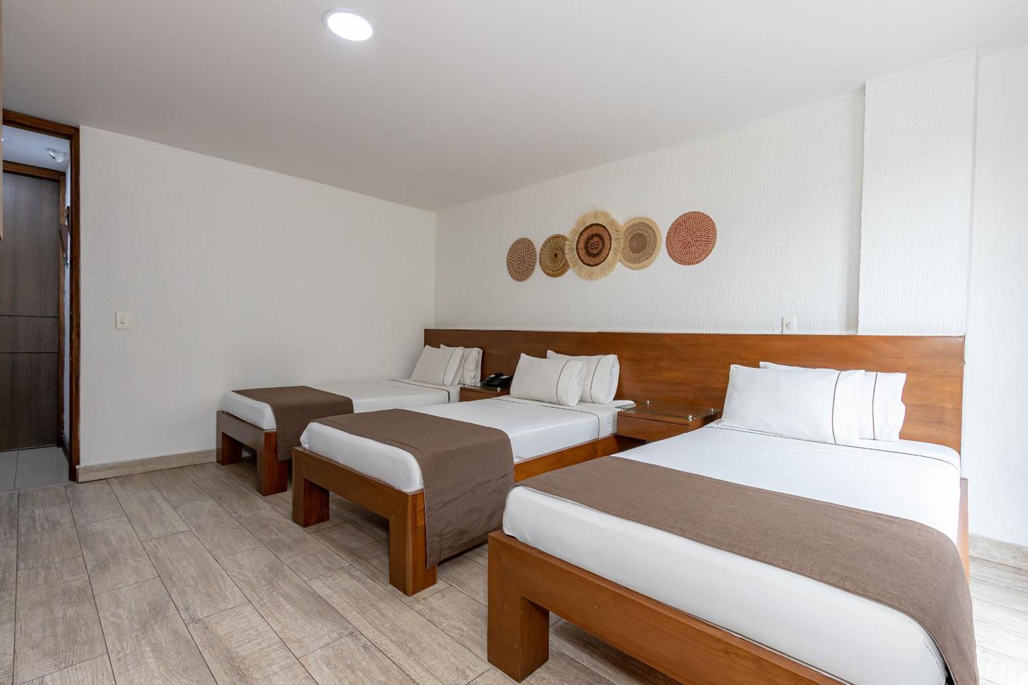 Hotel Prada Бельо Экстерьер фото