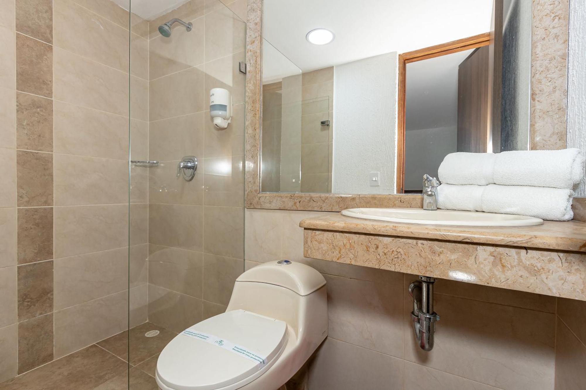 Hotel Prada Бельо Экстерьер фото